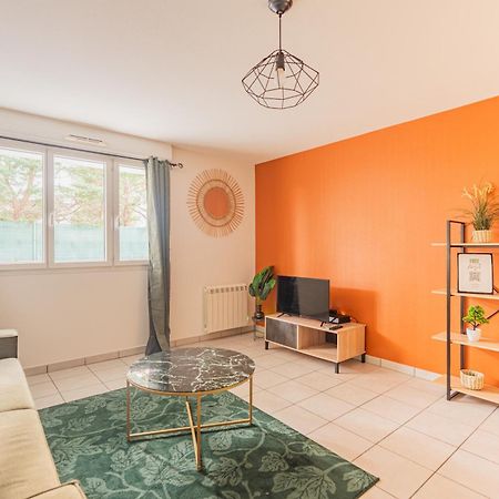Appartement Tout Equipe A 3 Min Gare Annemasse - Ideal Famille Ou Pro - Parking Inclus Ville-la-Grand Exterior foto