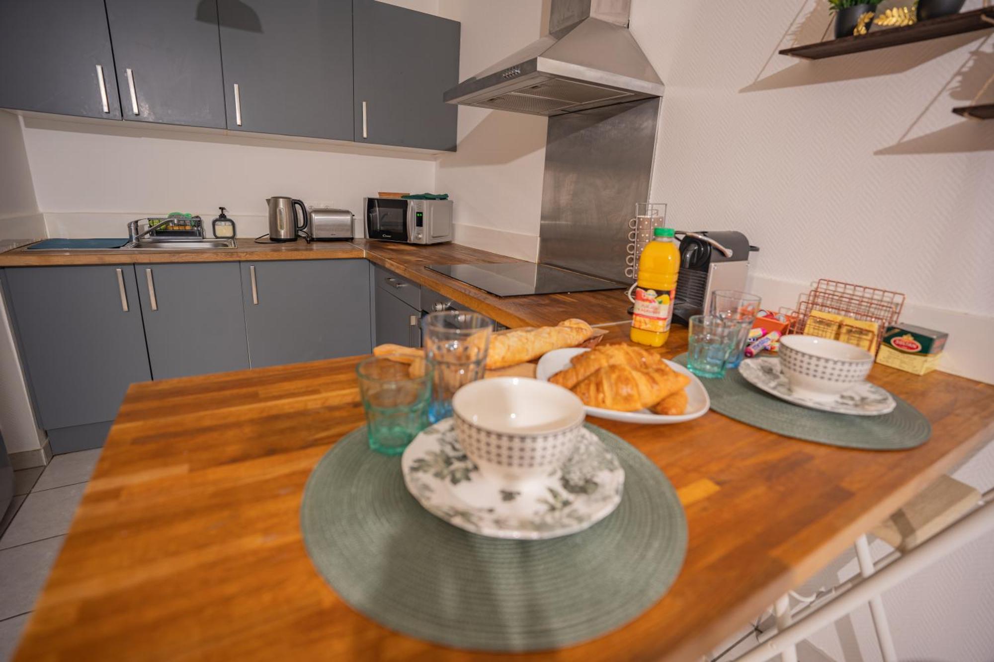 Appartement Tout Equipe A 3 Min Gare Annemasse - Ideal Famille Ou Pro - Parking Inclus Ville-la-Grand Exterior foto